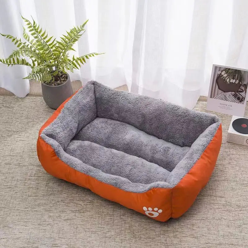 Cat / Dog Bed - Warm Comfortable Dog