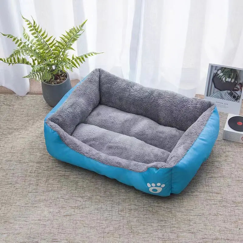 Cat / Dog Bed - Warm Comfortable Dog